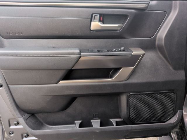 2024 Toyota SEQUOIA 4WD SR5