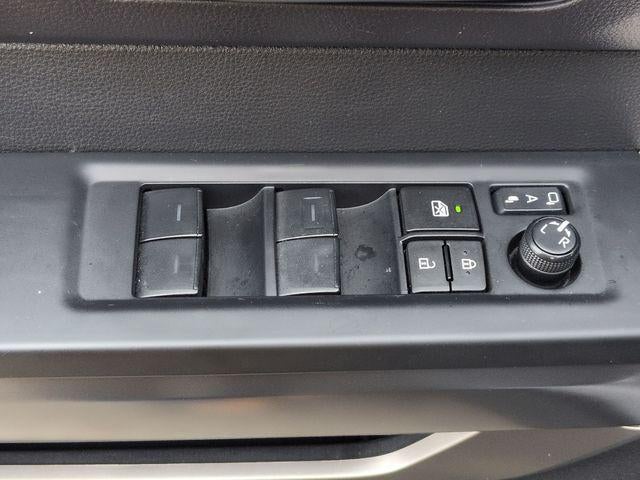 2024 Toyota SEQUOIA 4WD SR5