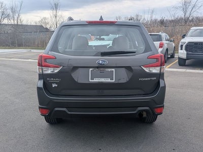 2023 Subaru Forester Base