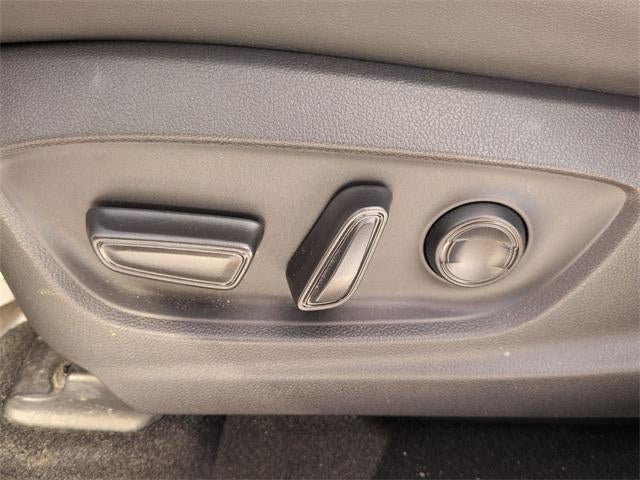 2024 Toyota CROWN Limited