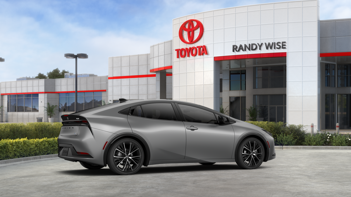 2027 Toyota Prius XLE