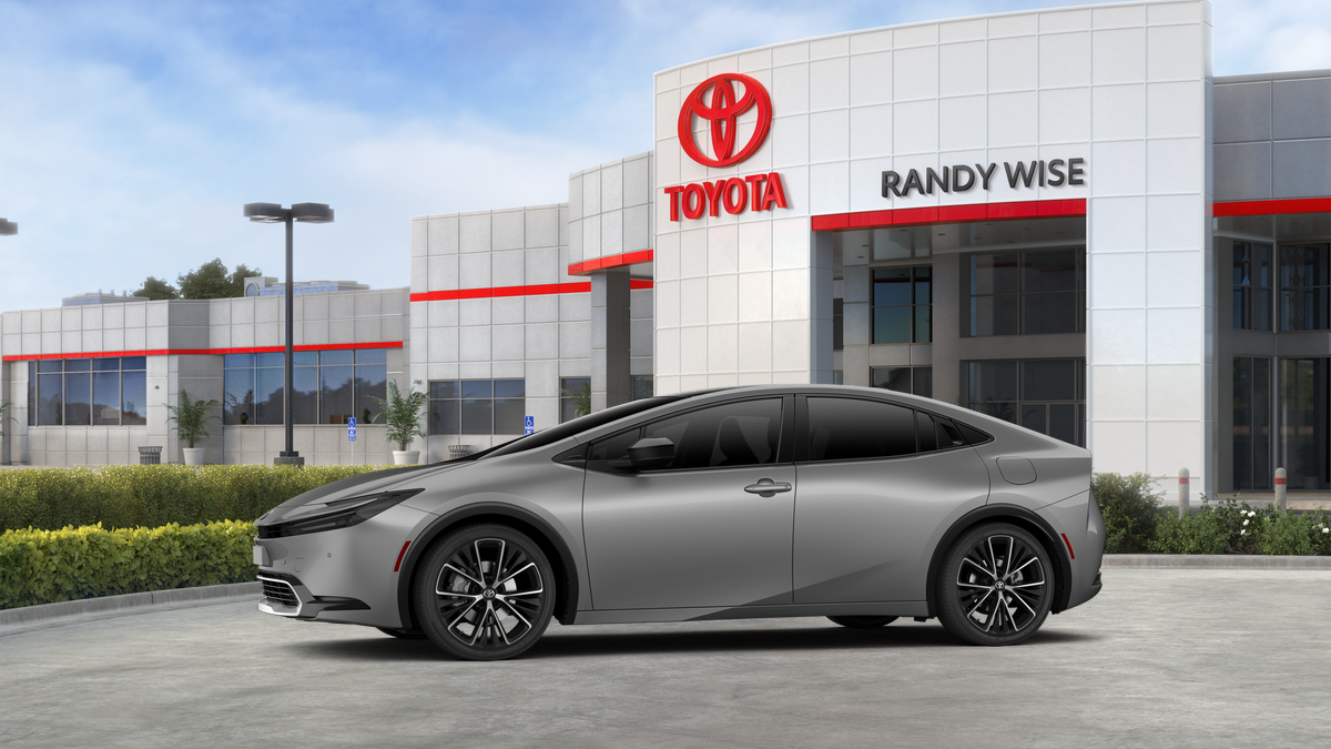 2027 Toyota Prius XLE