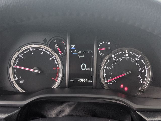 2022 Toyota 4RUNNER TRD Off-Road Premium