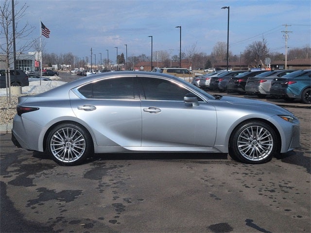 2023 Lexus IS 300 300