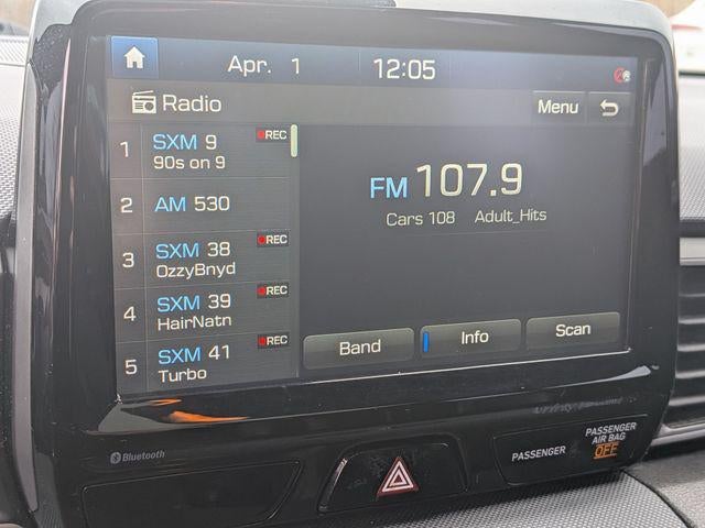 2020 Hyundai Veloster Premium - Photo 55