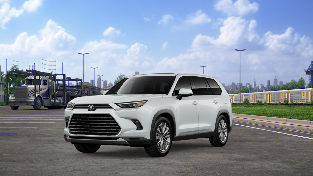 2026 Toyota Grand Highlander's photo