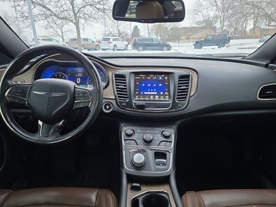 2016 Chrysler 200 C
