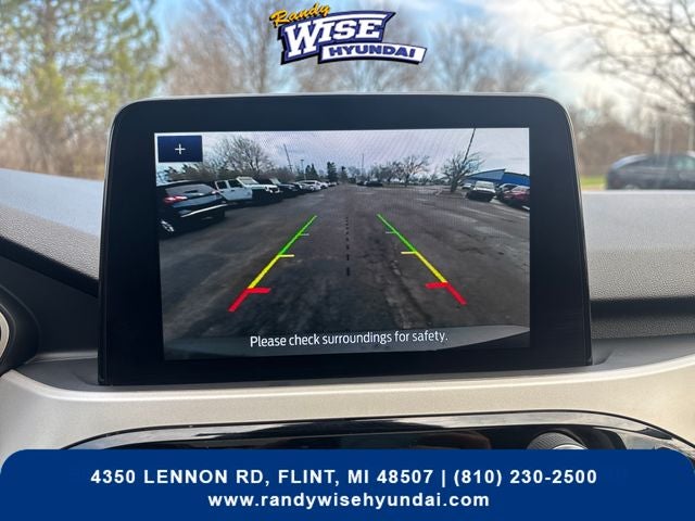 2022 Ford Escape Hybrid SE