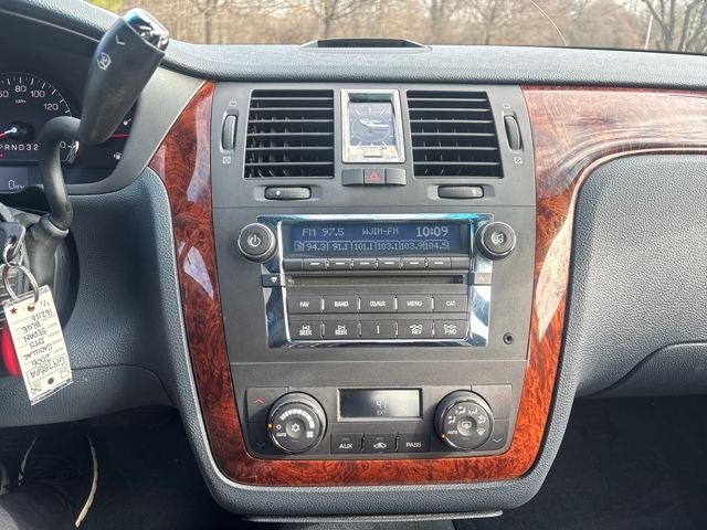 2006 Cadillac DTS Base