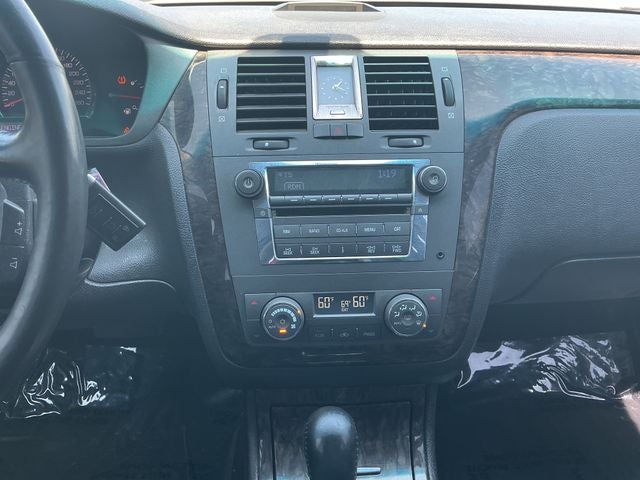 2009 Cadillac DTS Base