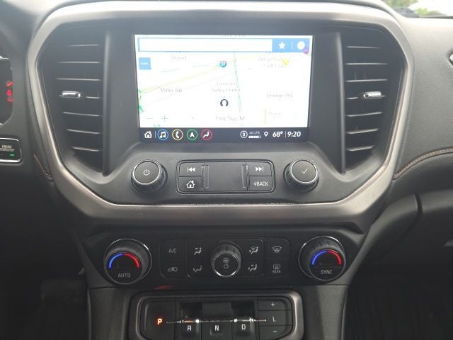 2023 GMC Acadia AT4