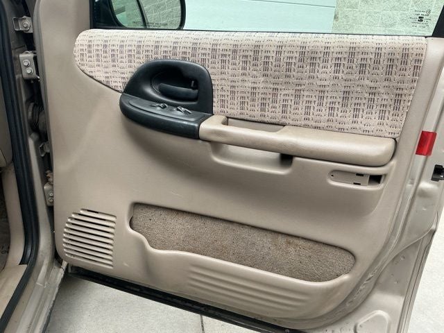 2000 Chevrolet Venture LS Extended