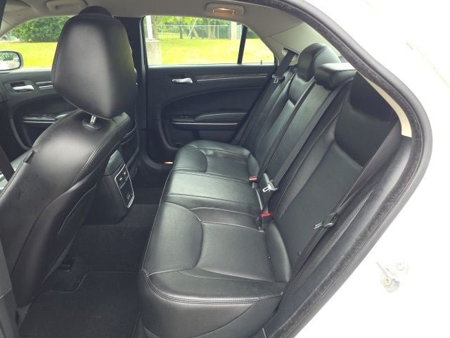 2019 Chrysler 300 Touring