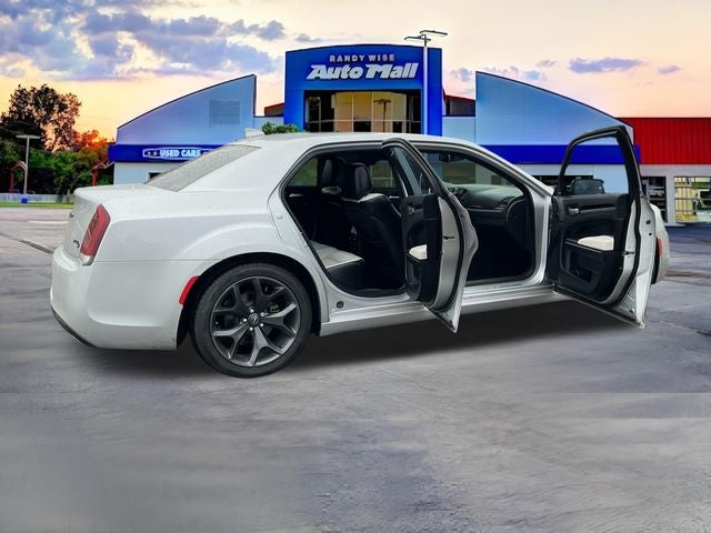 2021 Chrysler 300 S