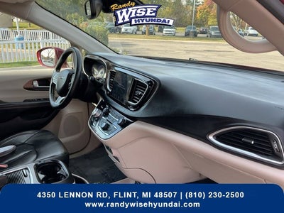 2019 Chrysler Pacifica Touring L Plus