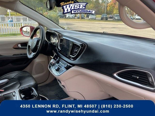 2019 Chrysler Pacifica Touring L Plus
