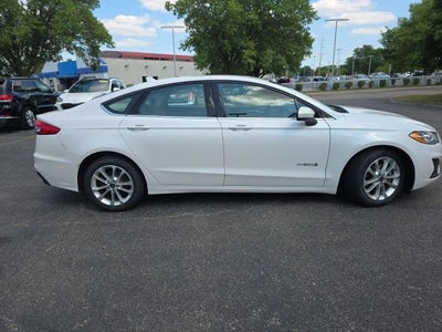 2019 Ford Fusion Hybrid SE