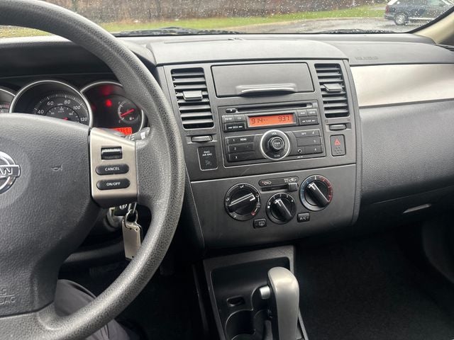2012 Nissan Versa 1.8 S