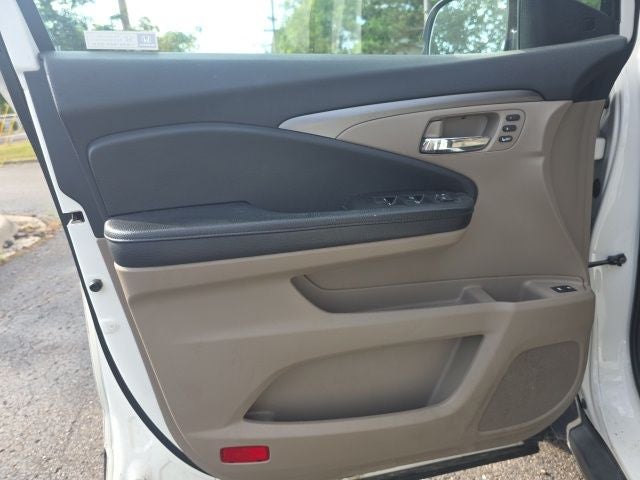 2019 Honda Pilot EX-L w/Navigation and Rear Entertainment System