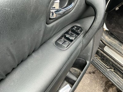 2012 INFINITI QX56 Base