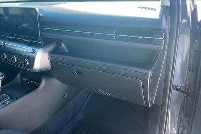 2025 Hyundai Kona SE