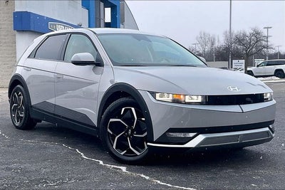 2024 Hyundai IONIQ 5 SE