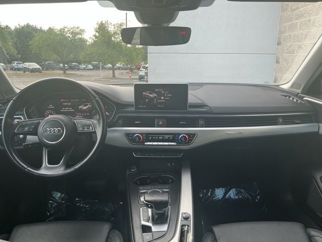 2017 Audi A4 2.0T Prestige quattro