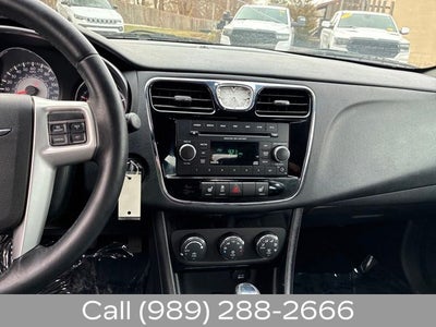 2014 Chrysler 200 Limited