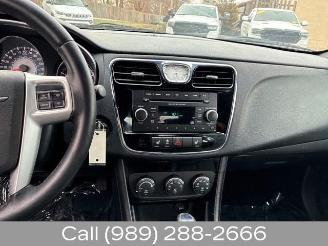 2014 Chrysler 200 Limited