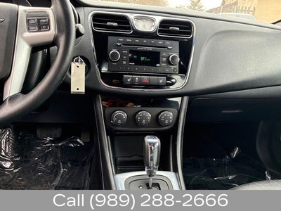 2014 Chrysler 200 Limited