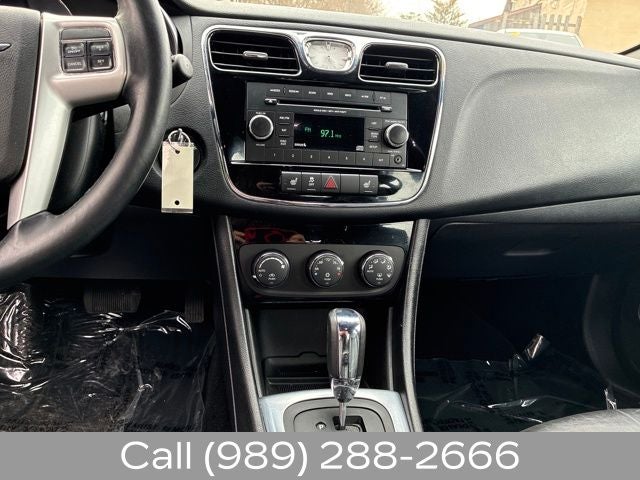 2014 Chrysler 200 Limited