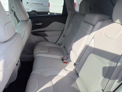 2019 Jeep Cherokee Overland