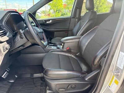 2024 Ford Escape ST-Line Select