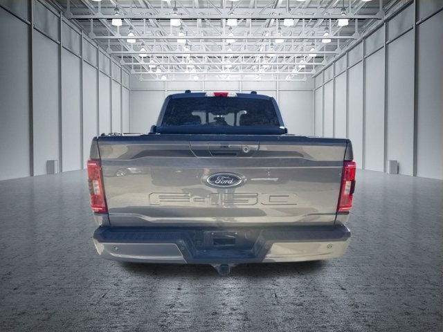 2022 Ford F-150 XLT V8