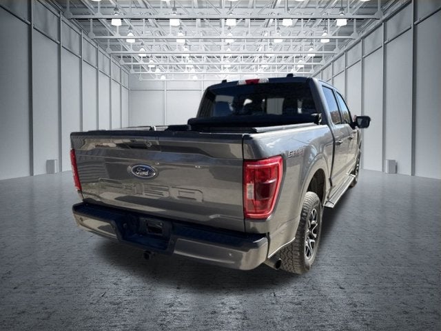 2022 Ford F-150 XLT V8