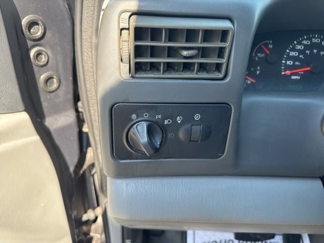 2002 Ford F-350SD Lariat
