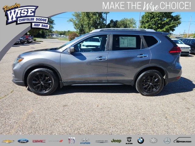 2017 Nissan Rogue SV